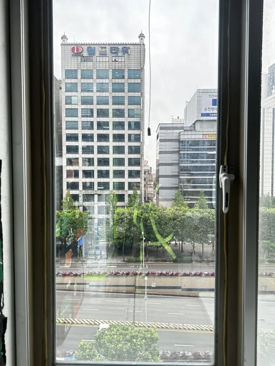 틀어진 창문 틀어짐 바로잡기 이후